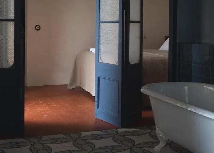 Campolier Hotel *